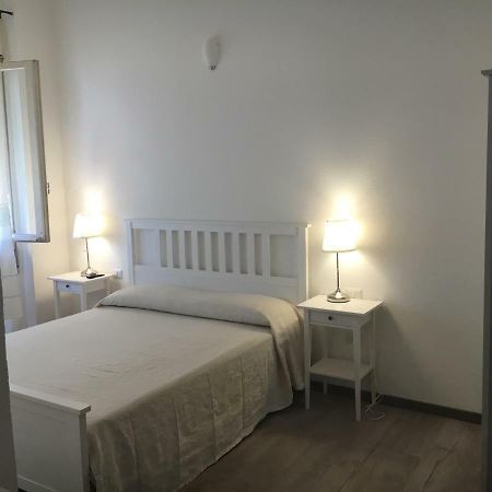 D'Annunzio Rooms Olbia Ngoại thất bức ảnh